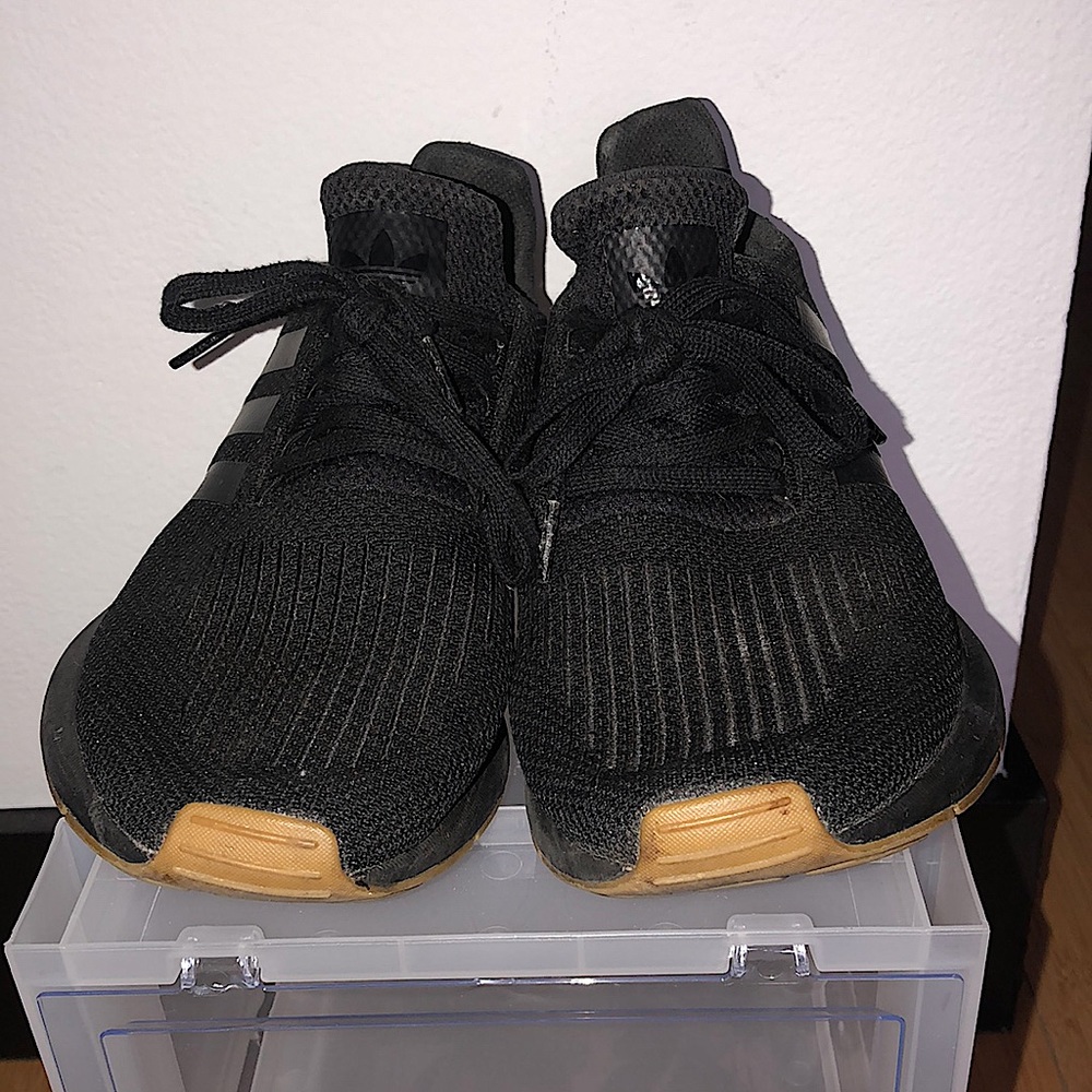 Adidas Swift Run Men's Sneaker